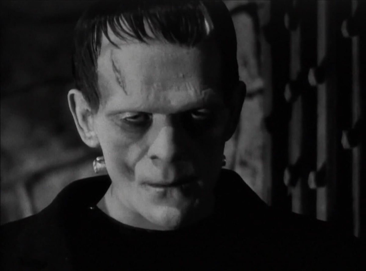 thefilmagazine's tweet photo. 4 Perfect Shots - Frankenstein (1931)
Dir: #JamesWhale
DoP: #ArthurEdeson #PaulIvano
#Frankenstein
#BorisKarloff #ColinClive #MaeClarke https://t.co/G9GAoqTWwd