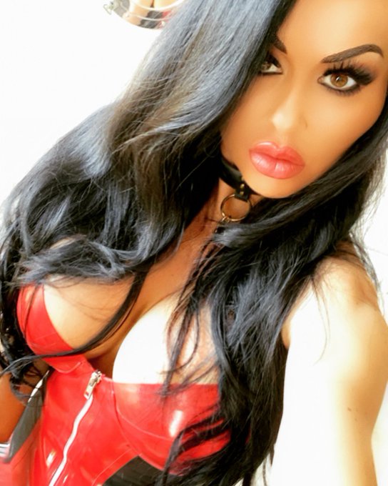 Slightly moody Saturday #latex selfie. Check out my OF for more #fetish content 🖤 https://t.co/zBj73<a href="/tag/latex"class="tags">#latex</a><a href="/tag/fetish"class="tags"><span>#fetish</span></a>