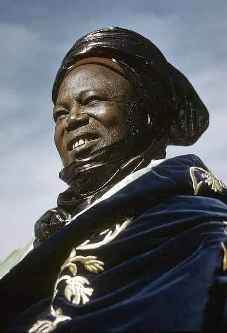 Gamji namijin kwarai ... Sir Ahmadu Bello ( sardaunan sokoto ) jikan dan fodio .