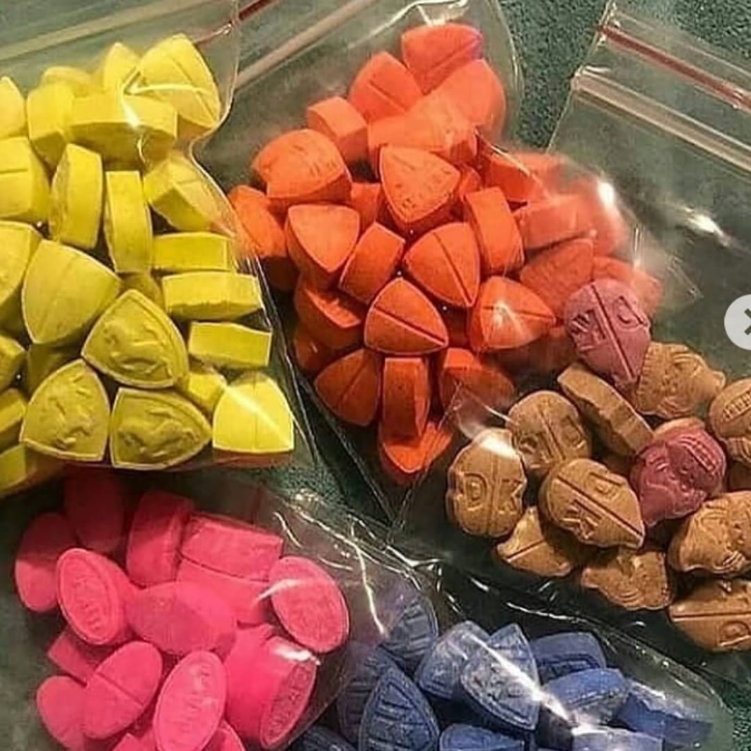 Robertorodzz's tweet photo. Oxycodone, Roxy, MDMA, all available https://t.co/nTGhbnYTNC