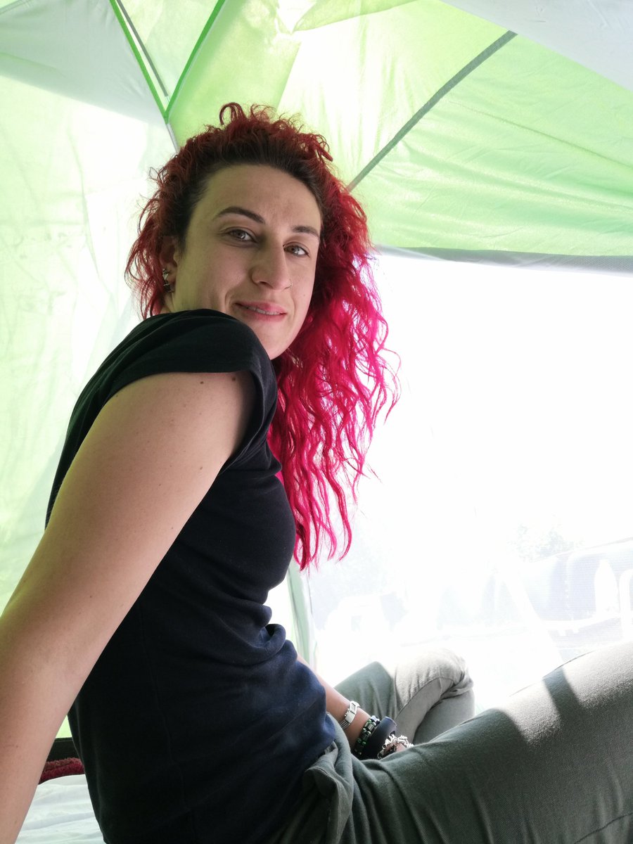 Kamp hayatı iyidir. Çok şükür kötülükten uzağız.