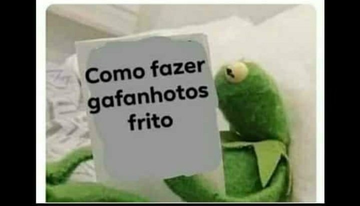 KennedyL1ma's tweet photo. lendo até começar a live do alok #AloknaBooyah https://t.co/WVci3GiIFY