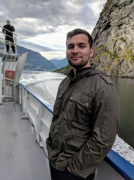 downstateuro's tweet photo. 🚨#UroAppRecap🚨
Yonatan Akivis @YAkivis
NY, NY ➡️ Brandeis University ‘16➡️ DMC
❤️'s 🎹, 📚, ⛷️, ♟️, history, kidney CA
Why uro? mix of surgery/med, patient population, long term relationships, cutting edge surgical tech
@UroResidency @Uro_Res @UrologyList @Uro_Stream https://t.co/e6eNHPDvSE