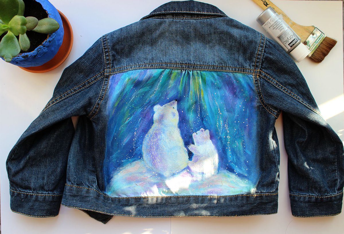 JGrebneva's tweet photo. New art jacket.
#artdenim
#handpainted https://t.co/f8IKcS4TAq