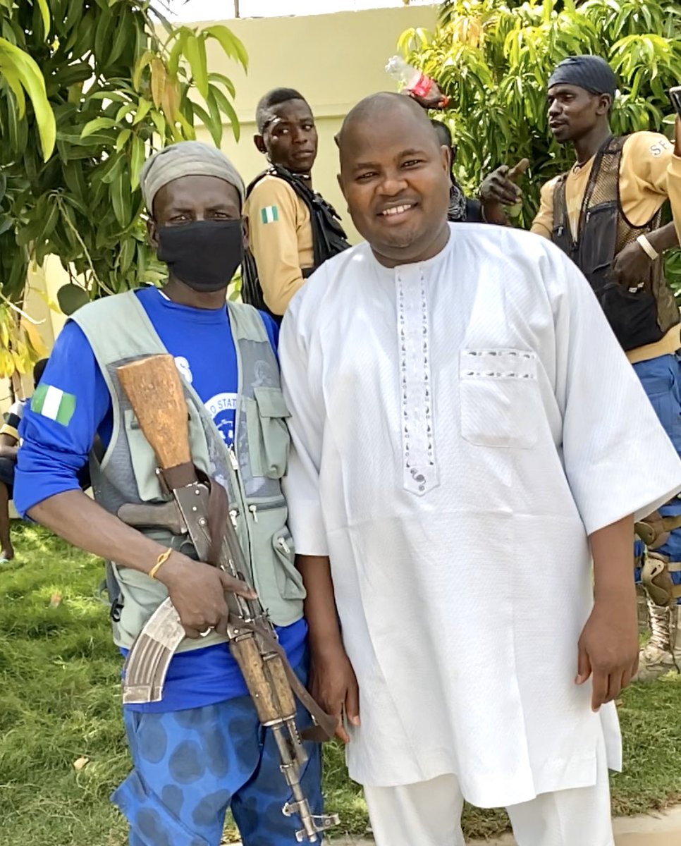 DajaHabu's tweet photo. This is Arramma( Malaminta) by my side fully equipped,The Operation commandant of cjtf Damboa Local Government.Sadly he got missing 2day after a deadly attack on their way to Damboa while escorting motorists 4rm Maiduguri to Damboa.
Please Include him in your prayers
#Pray4Arrama https://t.co/kUtMSk1PZ6