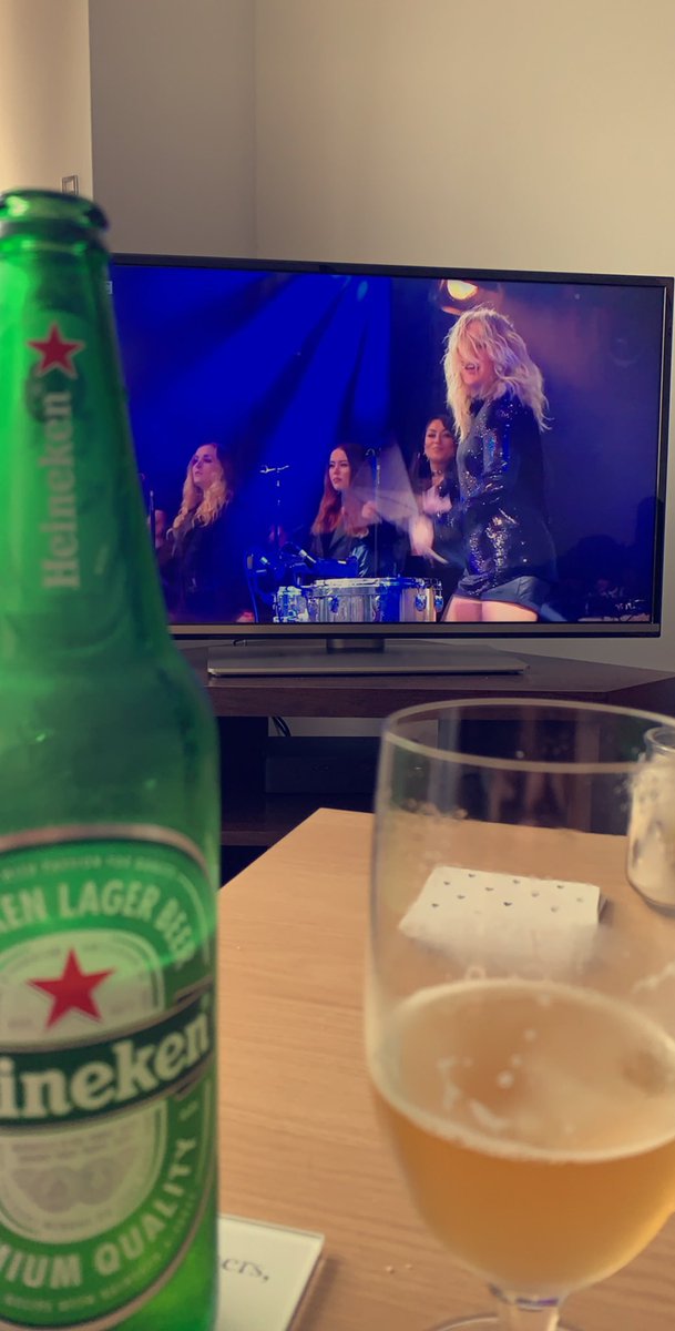 iamwilloldham's tweet image. Well that was fun! Saturday night made 🙌🏽 @elliegoulding #EGlasto