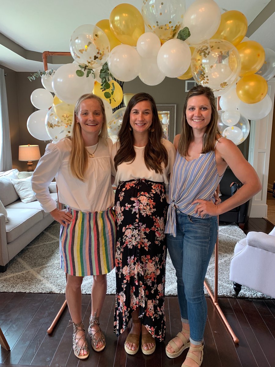 MiamiOH_FH's tweet photo. 🎉👶Congratulations to @k_evans14! So excited for you and your family as you get set to welcome in a new addition to the household. Your little one will have many aunts! Very proud of our alums for continuing to support, bond, and be a part of the Miami field hockey family.  🍼🥳 https://t.co/LOUMaBXBWa