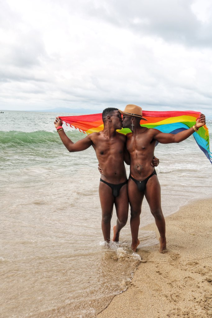 Dom_and_Nick's tweet photo. Black ✊🏿 and gay 🌈 and full of #Pride https://t.co/LJakdYfcwB