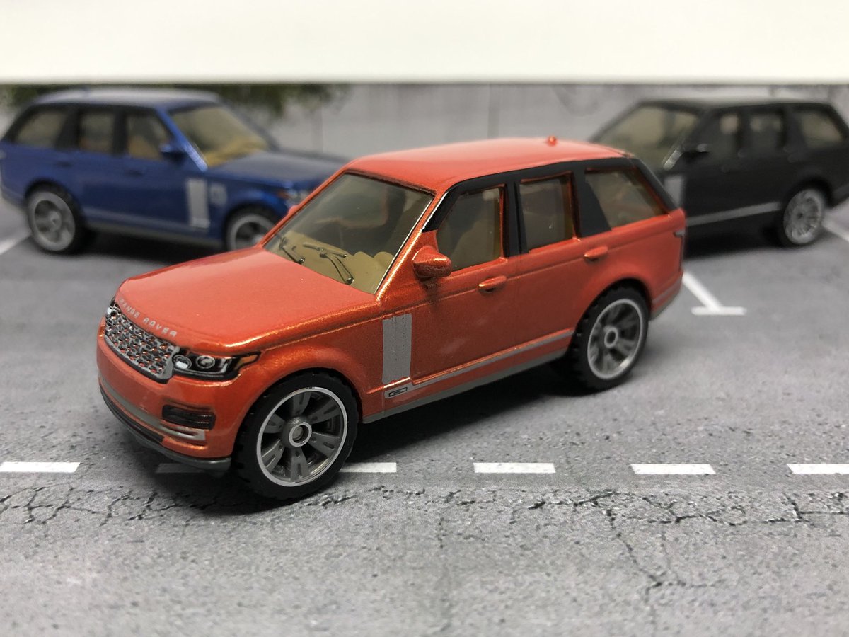 MODELS64BE's tweet photo. #matchboxsuperfast #rangerovervogue in orange 🔥🔥 #matchbox #matchboxrangerover #matchboxrangeroverevoque #matchboxcollector #matchboxcars #hotwheels #hotwheelscollectors #hotwheelsrangerover https://t.co/yvUkYwlFAb