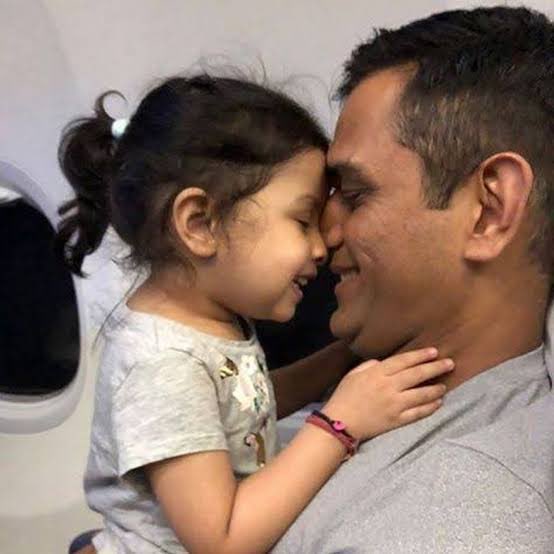SallubhaiFanPag's tweet photo. #DhoniBirthdayCDP #TweetViral   
#saraalikhan #jhanvikapoor #ananyapanday #tarasutaria #janhvikapoor #kedarnath #simbar #studentoftheyear2  #bollywood #bollywooddance #bollywoodsongs #bollywoodactress #bigboss12 #salmankhan #aliabhatt #sunnnyleone #rodiesxtreme #splitsvilla11 https://t.co/hOJ0kQm9T0