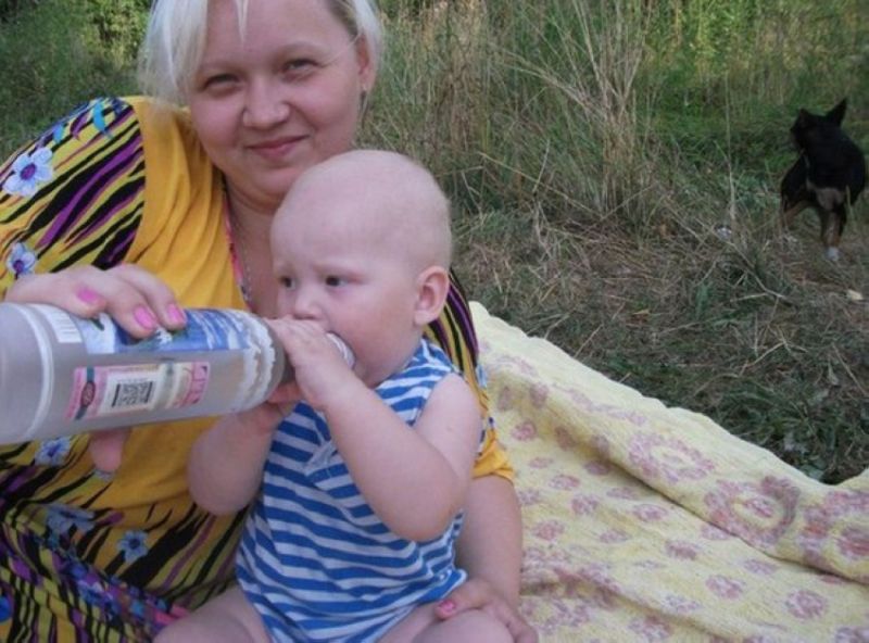 Чудики из социальных сетей. Семейные придурки в социальных сетях. Треш родители. Чудики из социальных сетей. Озабоченные родители.