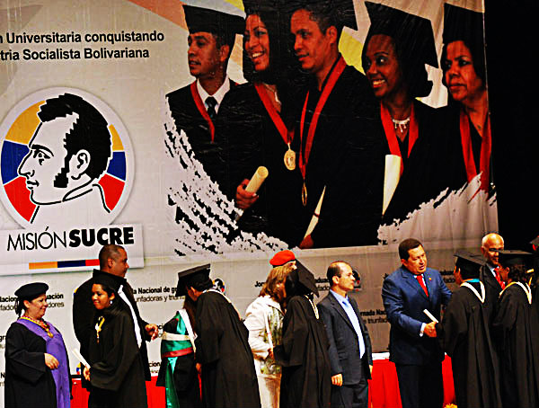 La  Misión Sucre, desde el momento de su creación, permitió erradicar la tasa de bachilleres sin cupo en las universidades, mal llamados población flotante quienes eran víctimas de la exclusión generada por el sistema educativo capitalista... @MPPEDUCACION.