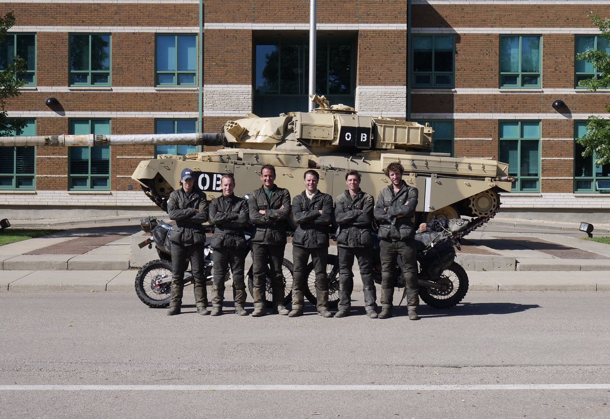 ArmyMotorAdv's tweet photo. Happy #ArmedForcesDay to all of those who serve, and who have served, in the name of the British Armed Forces. 🇬🇧 https://t.co/GKhtuy69Z1