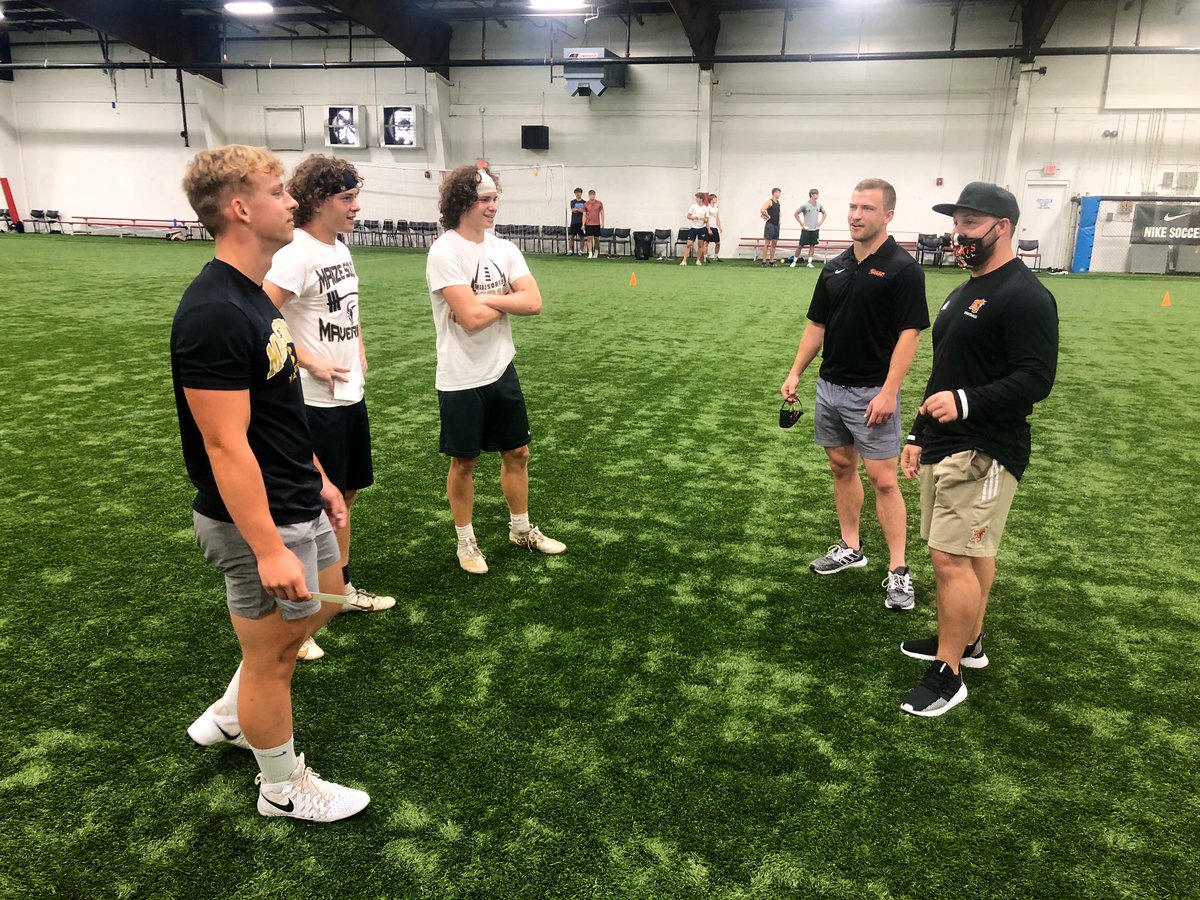 CfbCombine's tweet photo. Garrett Huff, Hunter Niemann and Braden Niemann from Maize South HS talking with a couple of the college football coaches in attendance at today’s Combine.

Hunter put on a show for the coaches with a 34” vertical jump, a 4.3 shuttle time and a laser timed 40 in the 4.6 range. https://t.co/hmkIvxQJHA