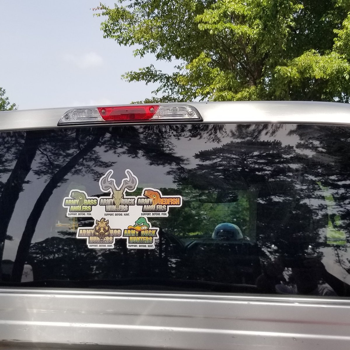 ArmyDuckHunters's tweet image. All (5) Branches of Service--HOOAH! #ArmyBassAnglers #ArmyBuckHunters #ArmyRedfishAnglers #ArmyHogHunters #ArmyDuckHunters #SupportDefendHunt #SupportDefendFish