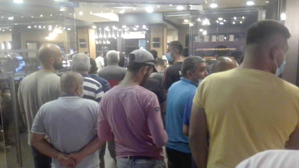 لا تعوّد حالك عالذلّ كل لبذلّك ذلّو
ولا تترك حقك وتفلّ ينقبروا هنّي يفلّوا