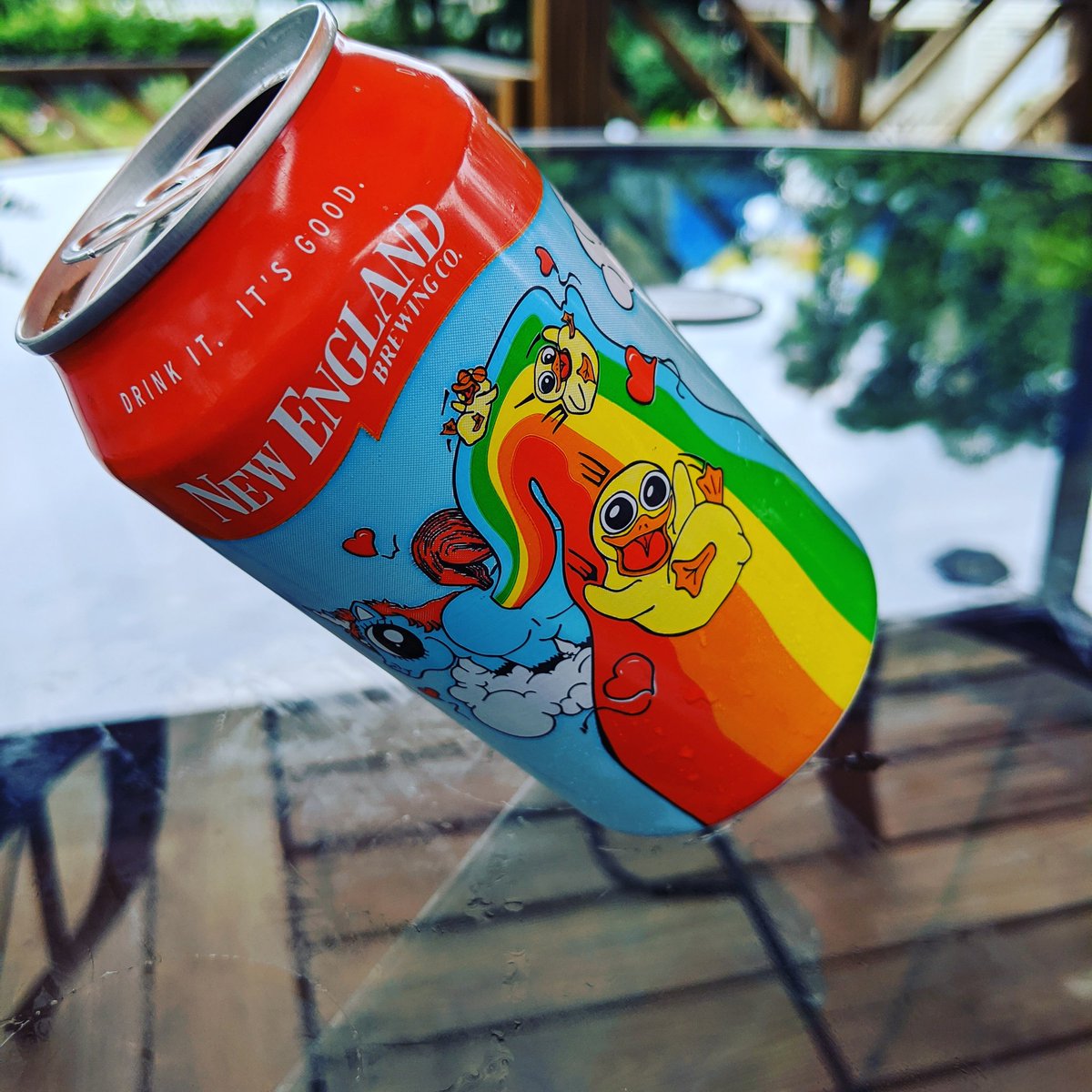 TheBeerBaronCT's tweet photo. Rainy Saturday drinking that is to @newenglandbrewing and #fuzzybabyducks
#beerphoto #beerblog #beerblogger #beerstagram #nebco #dipa #beerbaronct #beerbaron #ctbeer #craftbeergod #craftbeer #craftct #drinkcraft #drinkcraftnotcrap #drinklocal https://t.co/3xc3VFVCYE