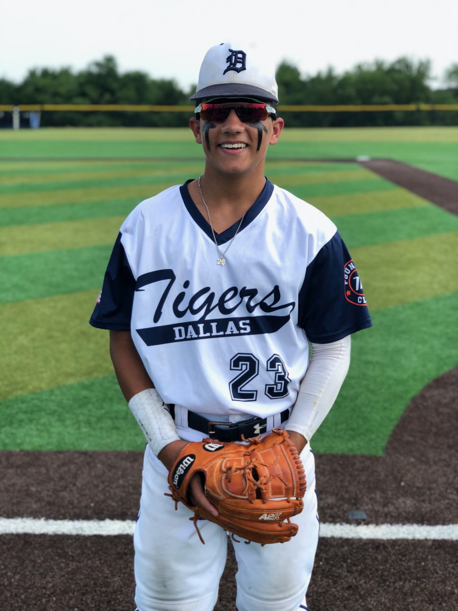 <a href="/FiveToolTexas/">✭Five Tool Texas✭</a> F: <a href="/DTigerBaseball/">Dallas Tigers</a> Fort Worth Slack 8, <a href="/dprospects15/">Diamond Prospects</a> Cummings 5
PoG: Dylan Taylor 2.2 IP, 5 K, 0 ER
Notable: <a href="/HazardGreyden/">GreydenHazard_</a> 1-2, 2B, RBI, R, BB