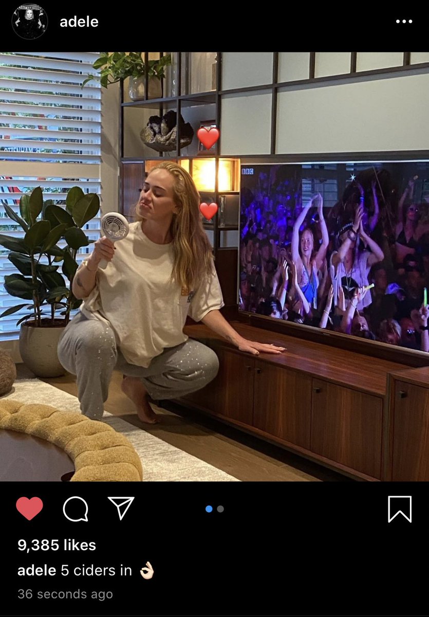 scottygb's tweet photo. omg Adele is watching Adele right now https://t.co/UWFIAQD3VI