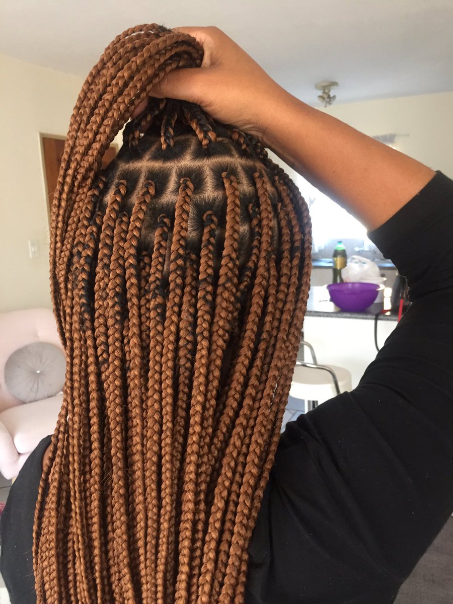 braidsbykarabo's tweet photo. Knotlessbraids. IG @braidsbykarabo
Available for housecalls. Based in centurion. Dm me for prices and bookings 0747489520 
#girltalkzahair #GirlzTalkZa #Entrepreneurship #entrepreneurs #BlackGirlMagic https://t.co/zf2AEYMkHd