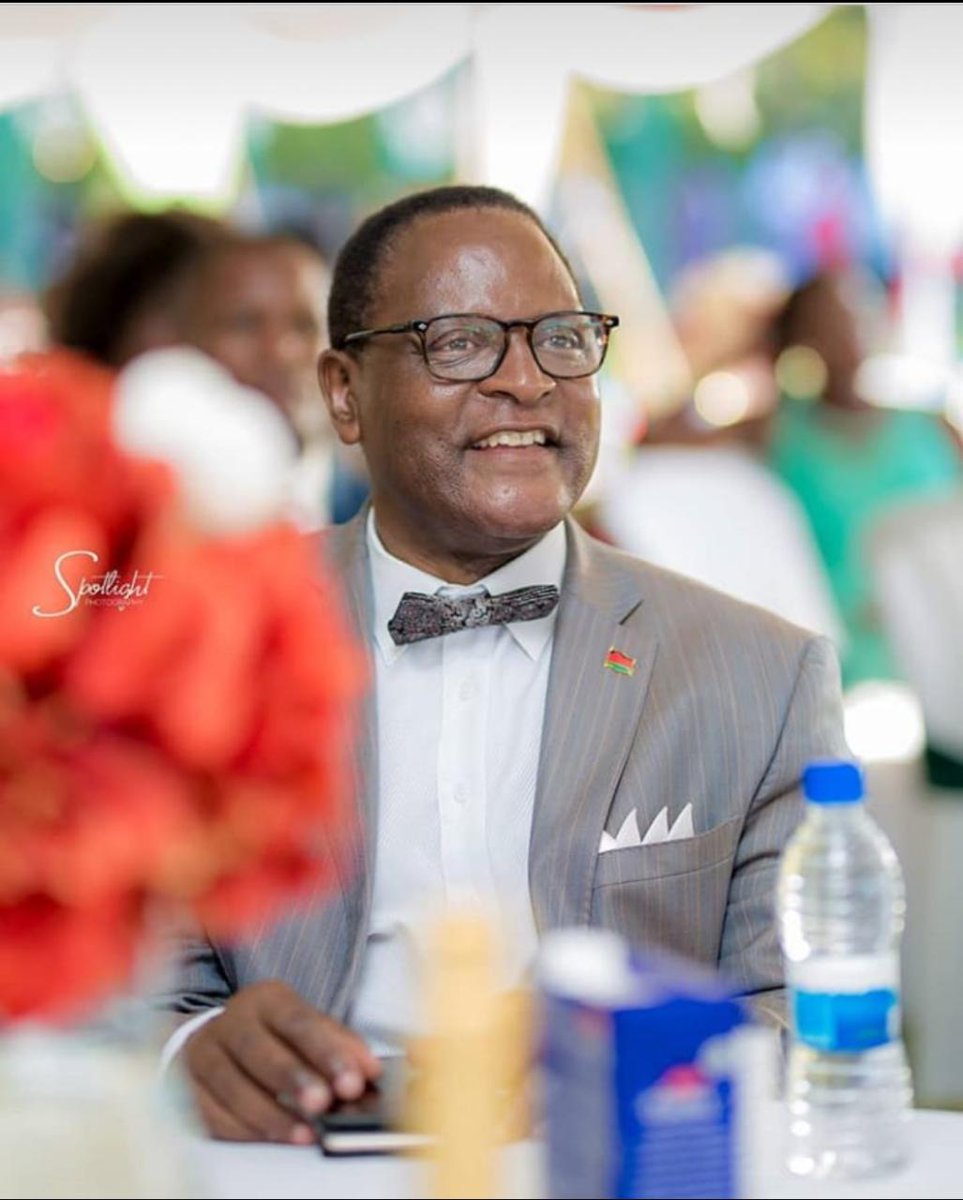 BabyGin11's tweet photo. Congratulations @LAZARUSCHAKWERA 🇲🇼 our new malawian president
#utmcp https://t.co/VMUIQM1H87