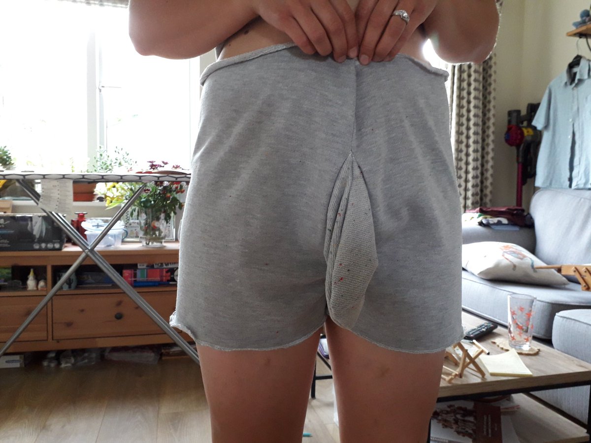 KellyPurr's tweet photo. @joelycett inspired by the sewing bee I tried my hand at putting some pockets into a very simple pattern that is cut on the fold that originally does not have pockets... 😂🧵 thought you might like it!#SewingBee https://t.co/ClwCNvNkRS