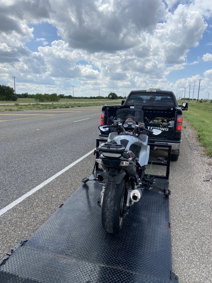 UpTransport's tweet photo. Call 254-307-4121 for safe and affordable motorcycle towing. https://t.co/KGHlrG53II