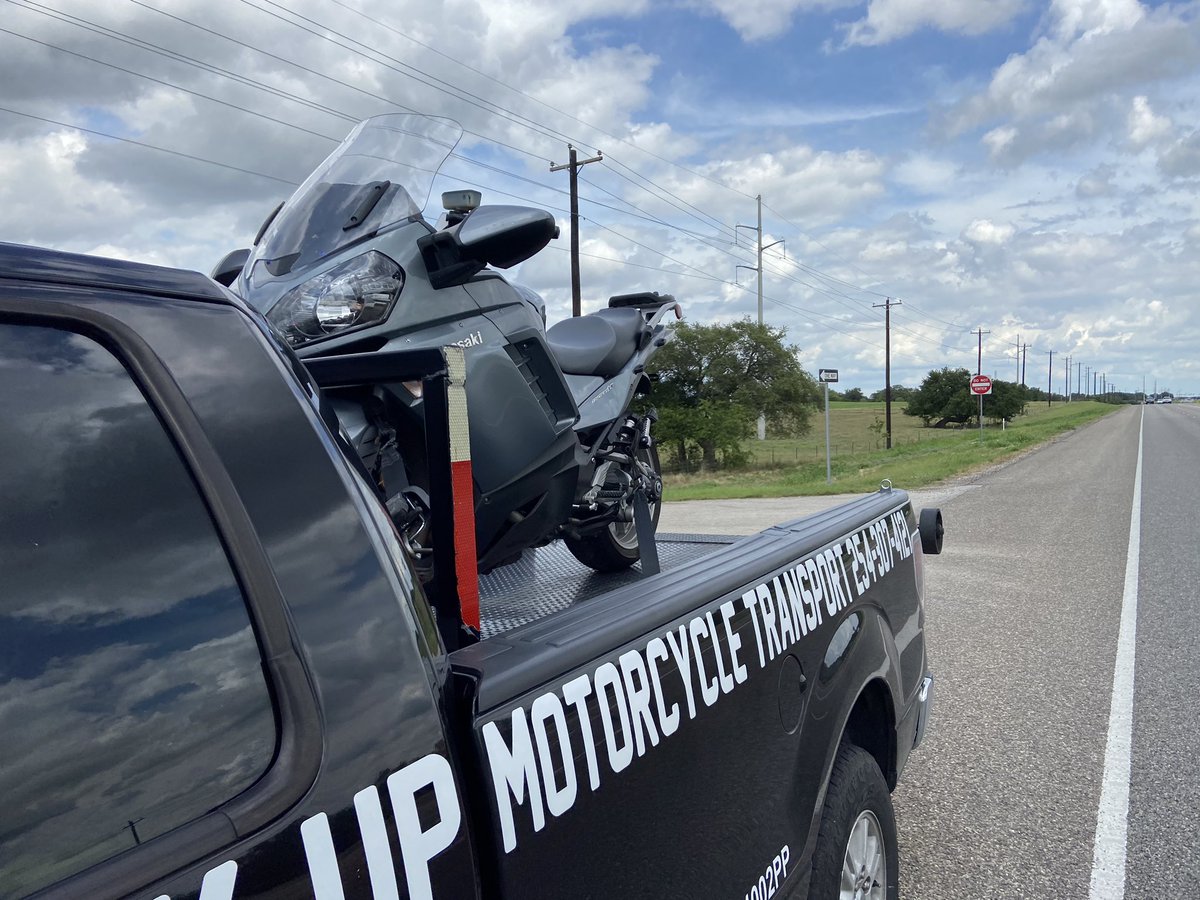 UpTransport's tweet photo. Call 254-307-4121 for safe and affordable motorcycle towing. https://t.co/KGHlrG53II