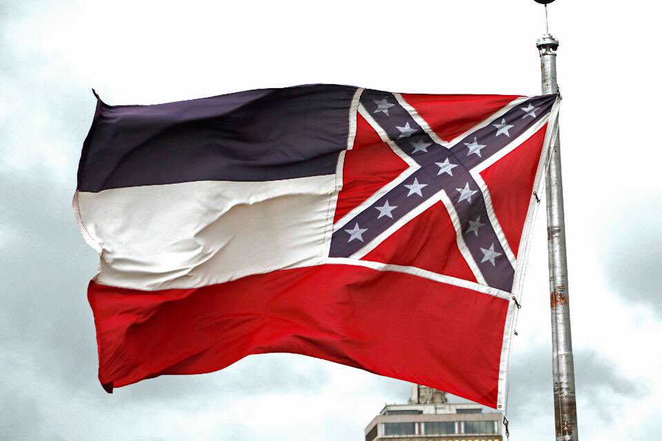 JaclynFOX23's tweet photo. The Senate voted to approve a bill to suspend the rules and create a committee to change the Mississippi flag. https://t.co/GyFOMeUTq7
