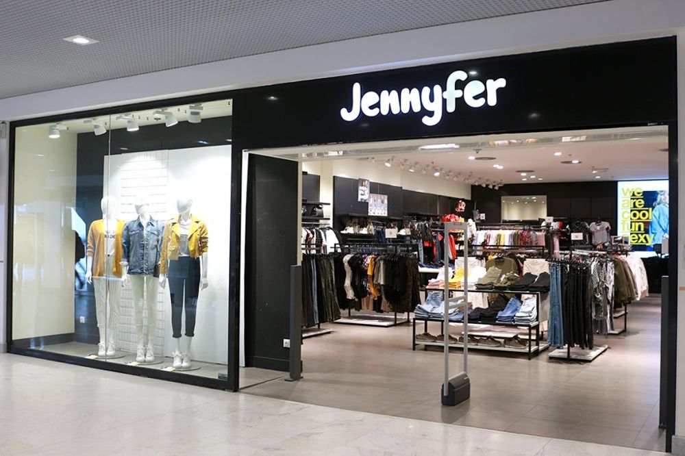 Catastrófico Aventurero Dormitorio Pamplona-Iruña Shopping on Twitter: "¡LA TIENDA JENNYFER ATERRIZA EN ITAROA!  La cadena de moda joven Jennyfer, abrirá el próximo sábado 4 de julio, un  punto de venta en el C.C. Itaroa. Jennyfer,