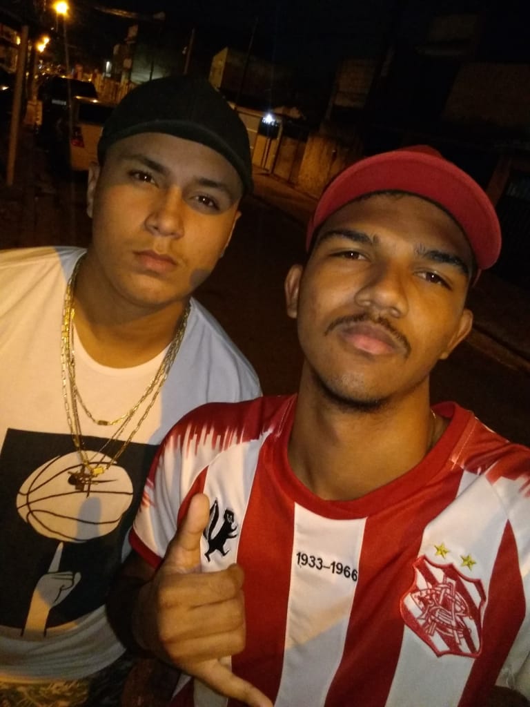 Lecco_660's tweet photo. @Caio19042571 Dês de mlk. Um pelo outro. https://t.co/8DKUIih3fT