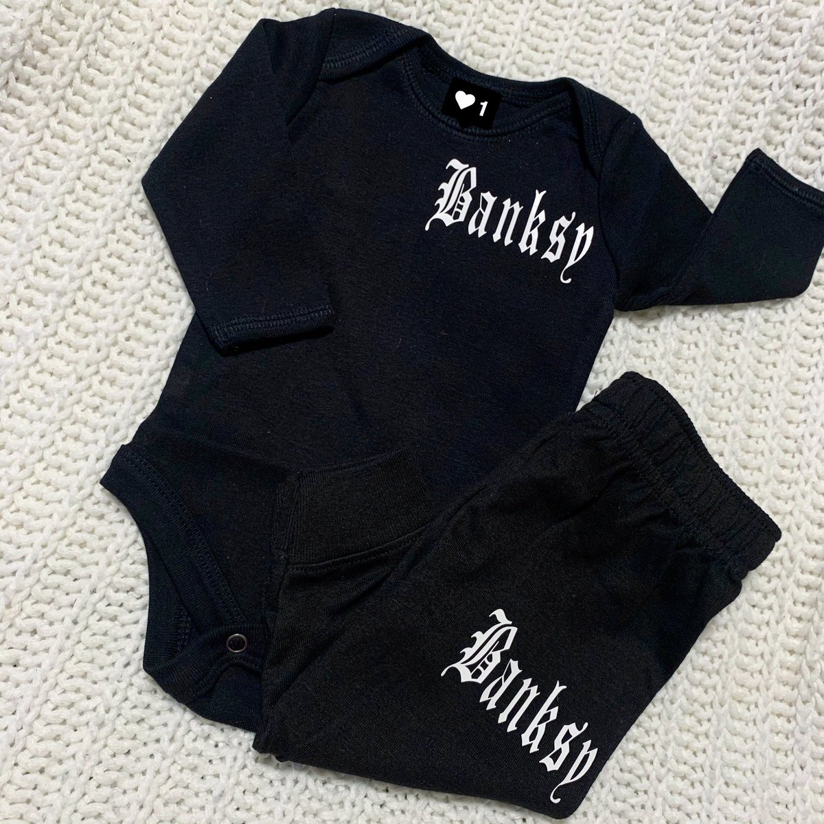 ModernMamasShop's tweet image. This baby girl’s name will be “Banksy” like the artist! I’m convinced  her parents are the coolest 🥺
