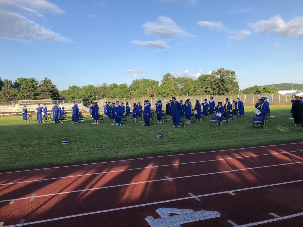 HhdsSchools's tweet photo. From our in-person graduation ceremonies Friday evening. Congratulations, @HHSclassof_2020. We are so #raiderproud of you! https://t.co/K5K6H6ydLA