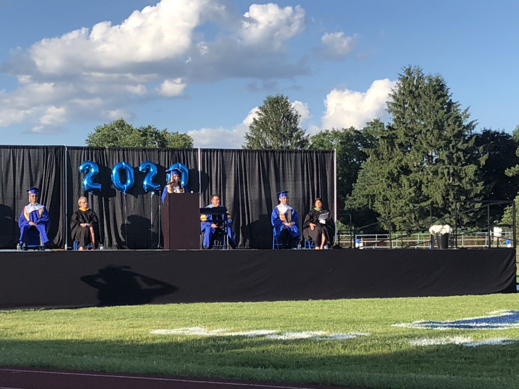 HhdsSchools's tweet photo. From our in-person graduation ceremonies Friday evening. Congratulations, @HHSclassof_2020. We are so #raiderproud of you! https://t.co/K5K6H6ydLA