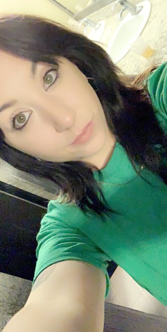 Empty eyes ...? https://t.co/KqhvS57U8K