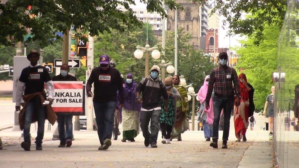 HoumedIskah's tweet photo. Demonstration in Ottawa, Canada.
#LiftBlockade_Against_RedSeaAfar
#SaveDankalia 
#DankaliaNotForSale 
#SaveEritrea 
Stop #IsaiasAfwerki and #PFDJ atrocities against #Afar people! https://t.co/WRFwbe6n8o