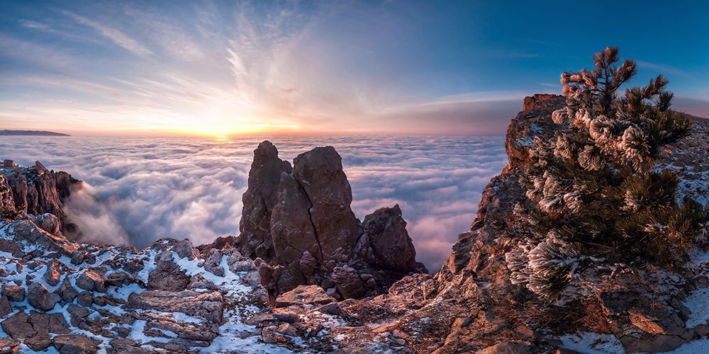 tracethetrail's tweet photo. Ai-Petri | Crimean Mountains | Koreiz, Crimea, Ukraine

Photo Credit: Dmytro Balkhovitin | IG: donlandscape

Photo Coordinates: 44.4493406,34.0597409

Getting There: https://t.co/eB1ctbkYER

#aipetri #crimea #ukraine #mountain #clouds #earth #earthporn #hike #adventure #landscape https://t.co/c475lEcSJb