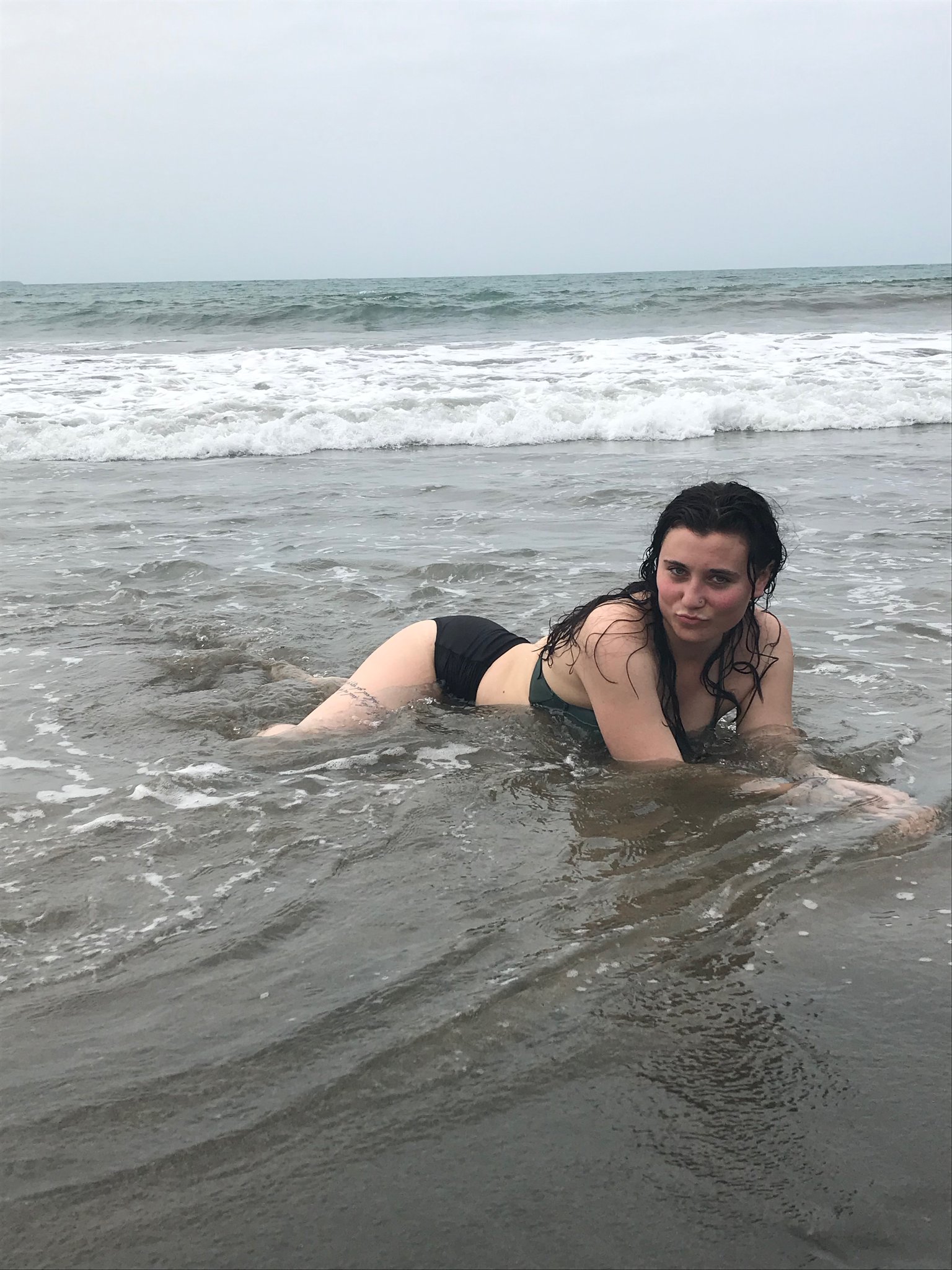 mollie // 18+ on Twitter: "Naked beach pics? Just subscribe bby