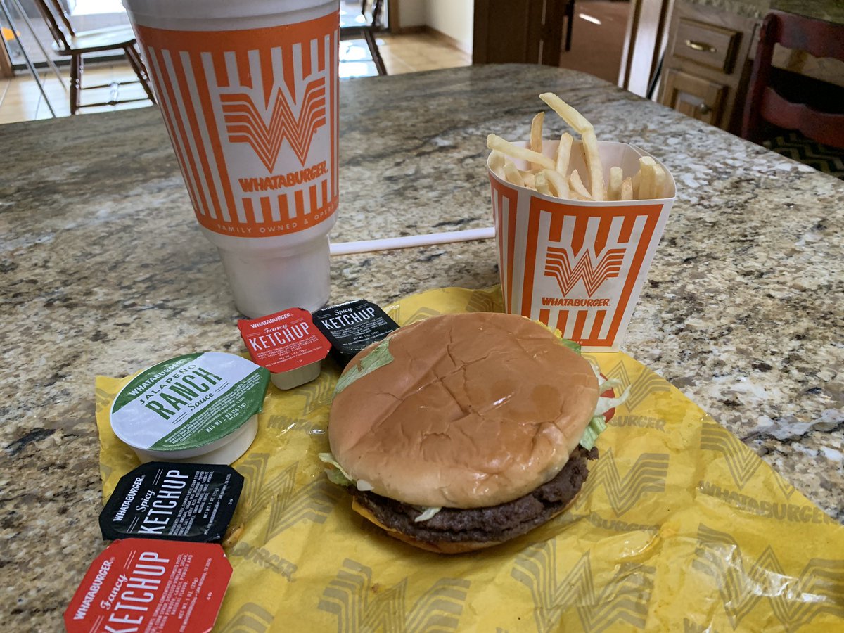 mcmahan_jess's tweet photo. @Colby_Daniels the wife is out of town...No need to ask, I know what’s on the menu! #DoubleWithCheese #AddBacon #AddGrilledOnions #JalepenoRanch
@Whataburger https://t.co/DP4z0xyZW1