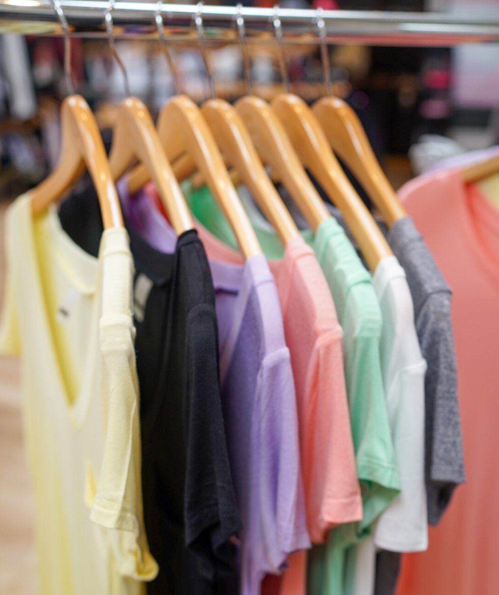 Dimvaloo Activewear tweet media