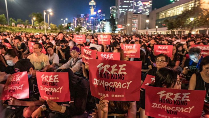 UstadzWaloni's tweet photo. Hongkong Freedom Fighters https://t.co/bzpqLc9pnw