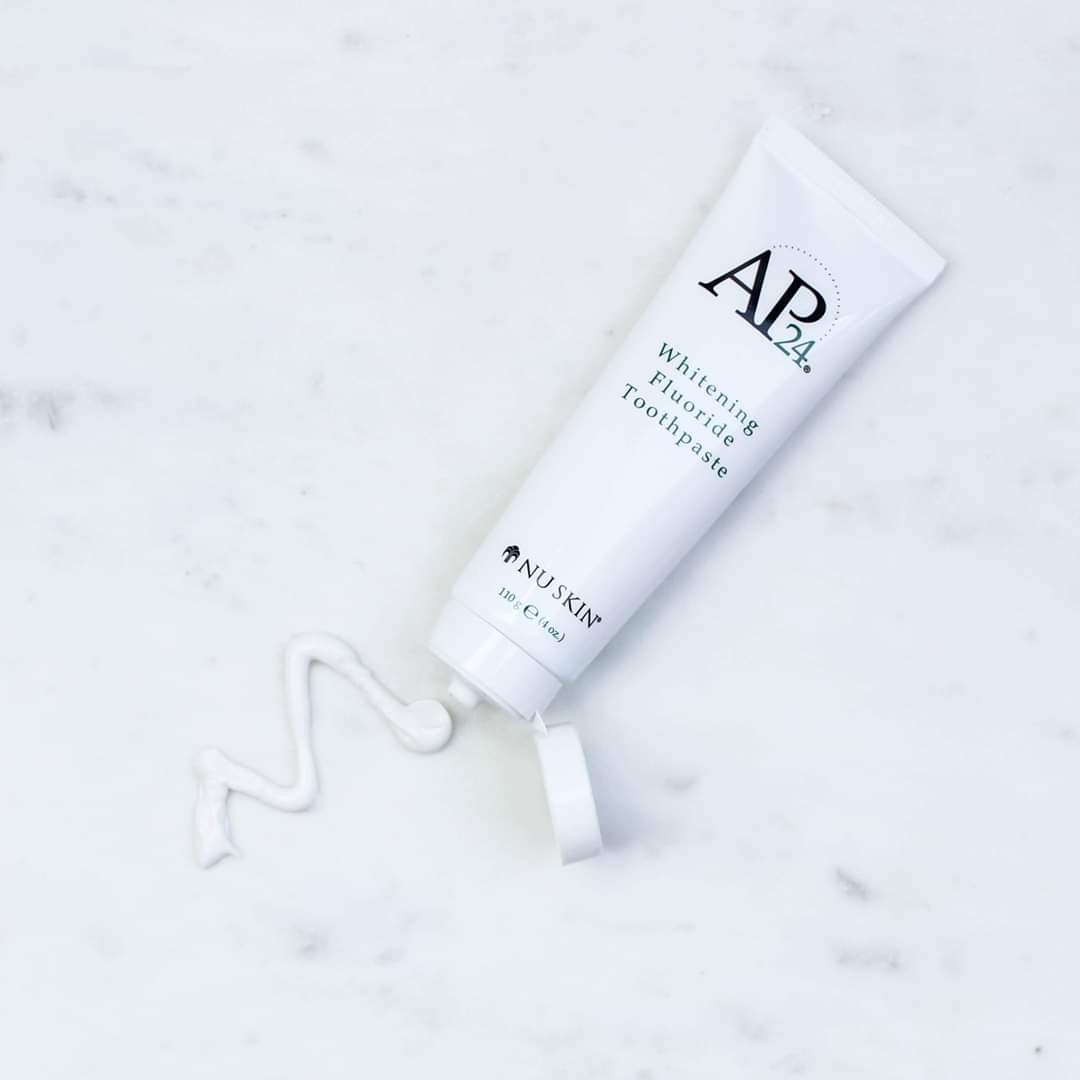 Lush_Beauty1's tweet photo. Ever wondered what makes AP24 different than other toothpaste?! AP24 lightens teeth without the use of harsh peroxides, all while preventing cavities. Talk about a win-win! 🦷 @busisiw14428304

 #AP24 #teethwhitening #whiteteeth #sensitiveteeth #peroxides level 5 https://t.co/m3I12ezABg