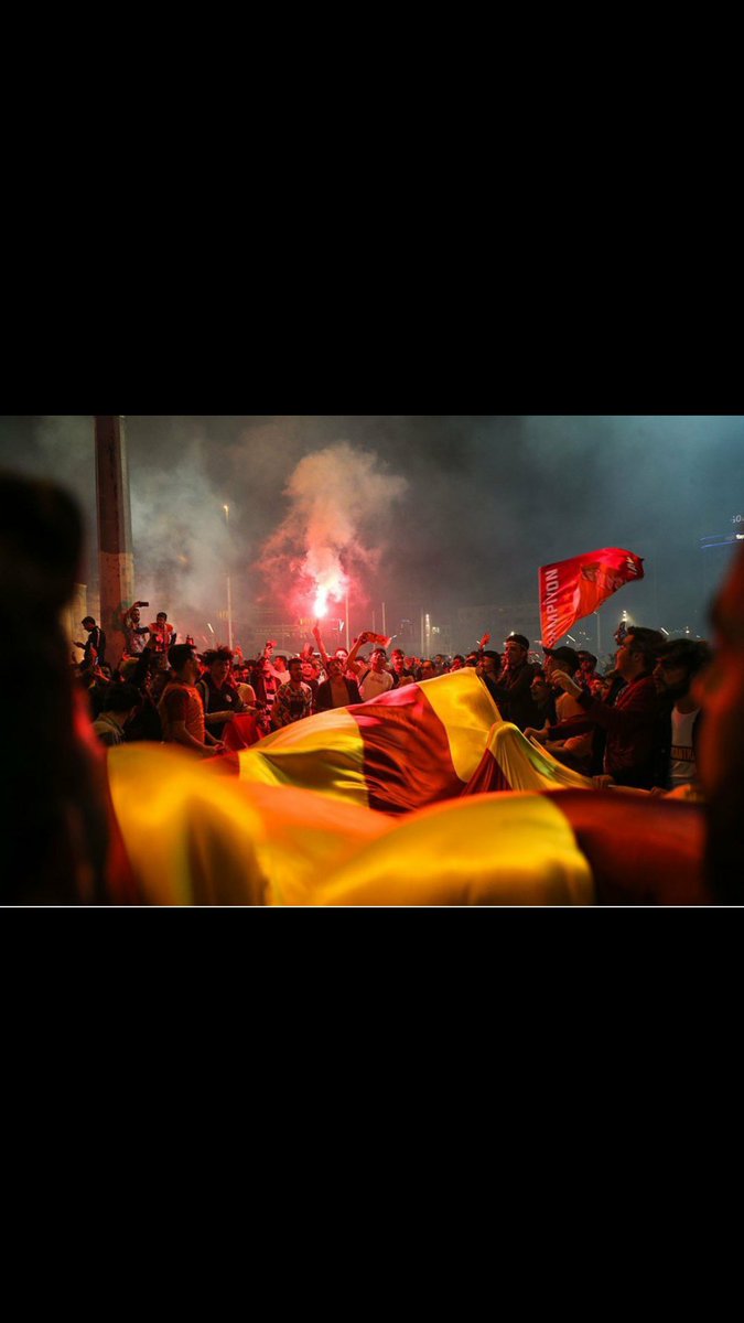 #BugünGünlerdenGALATASARAY