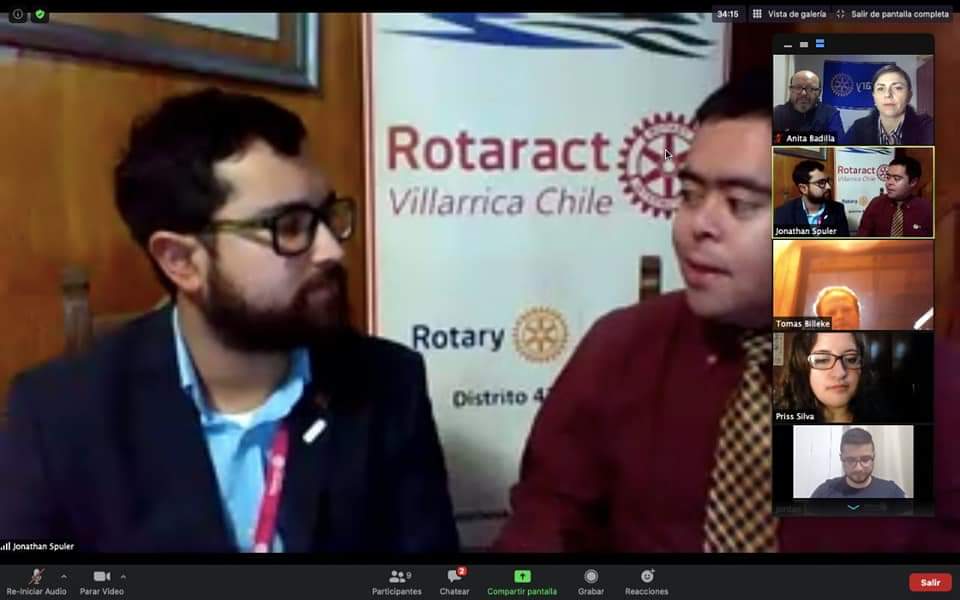 Rotaract Villarrica Chile (@rotaractvrca_cl) on Twitter photo Ayer vía Zoom, se hizo la Ceremonia de transmisión de mando 2020-2021 en nuestro club.
Nos acompañaron amigos de <a href="/RCVillarrica/">Rotary Villarica</a> y socios.
En ella el presidente saliente hizo entrega de los símbolos rotaractianos al presidente electo, observando todas las medidas d cuidado☝️ Ayer vía Zoom, se hizo la Ceremonia de transmisión de mando 2020-2021 en nuestro club.
Nos acompañaron amigos de <a href="/RCVillarrica/">Rotary Villarica</a> y socios.
En ella el presidente saliente hizo entrega de los símbolos rotaractianos al presidente electo, observando todas las medidas d cuidado☝️