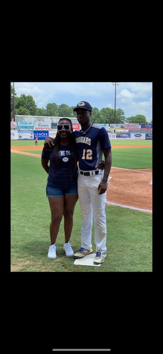 GHS_Cougars's tweet image. Congrats to our seniors who represented GHS and Wayne County proudly today #CougarPride

Josh Hartsfield 
Matthew Lewis
Natorian Nobles