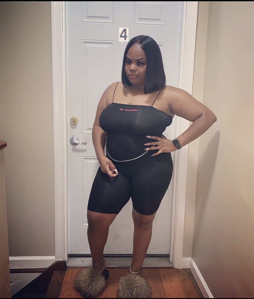 _Diyana__x3's tweet photo. Handle me? Who gon handle me🥰 https://t.co/6hpK7ij2qV
