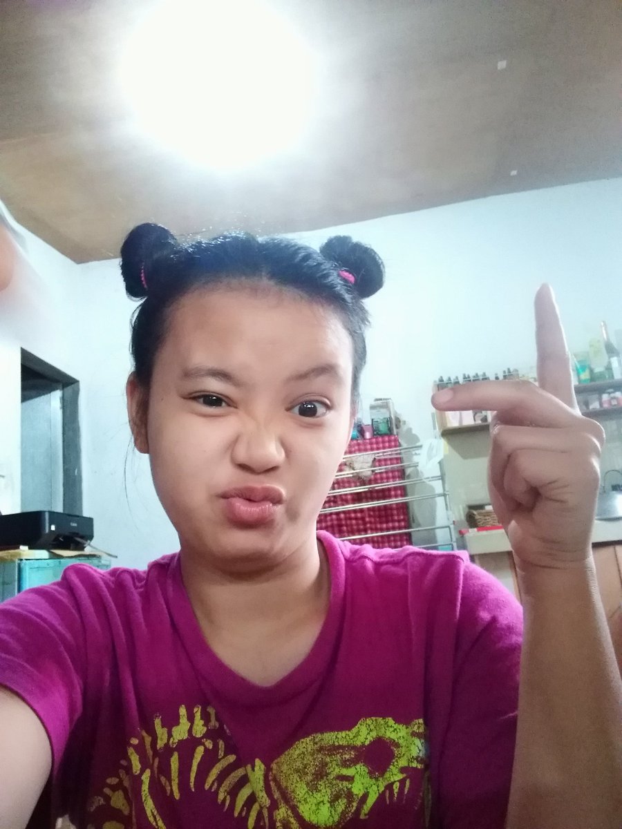 Angela_Dvd's tweet photo. Nigagawa ko HAHHAHAHAHA https://t.co/sFoR9XWl1K