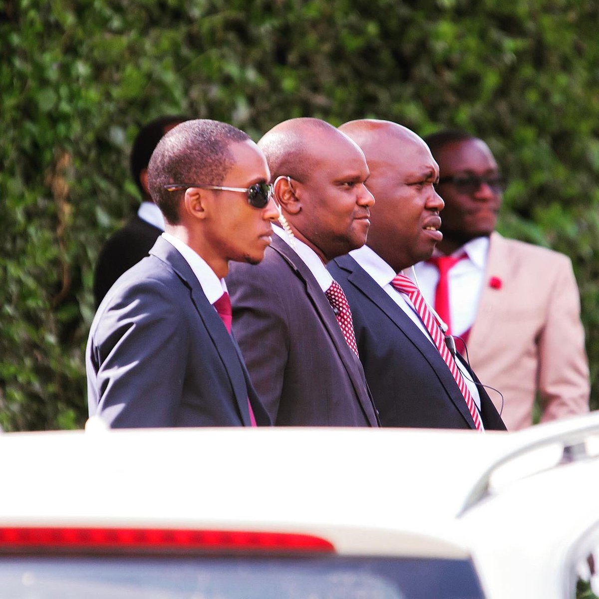 MoranPride's tweet photo. Our security &amp; concierge team is ready to give you that VIP experience to celebrate your special day. Book yours today on 0733804504. #stretchlimo #vipexperience #moranpridelimousines #sundayfunday #luxuryrideskenya #vipkenya #conciergeservice #weddingconvoys #tembeakenya 🇰🇪 https://t.co/LA3MJiru63