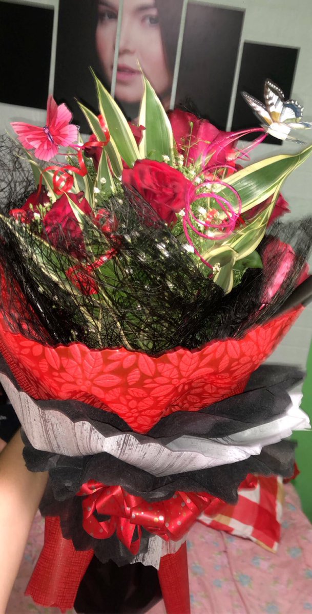 swerab19's tweet image. Kung kelan swerte sa lovelife saka naman malas sa buhay 😥😥