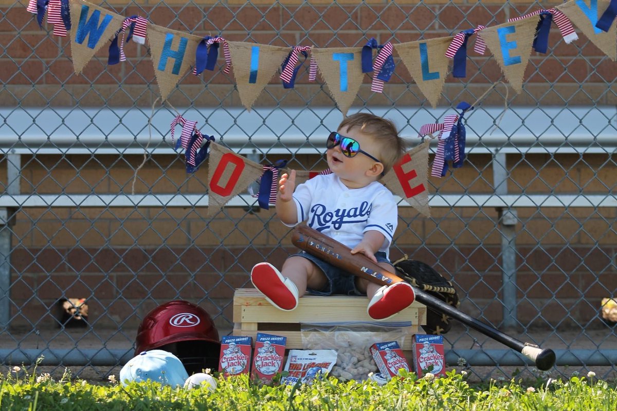 LRStites85's tweet photo. @FlannyMLB Oh!๐ญ I just love him! An amazing athlete and an even better human. Might be why my son got his name! #royalbaby #bestNAMEstoryEVER #amazingrolemodel https://t.co/5iaaS6rxO9